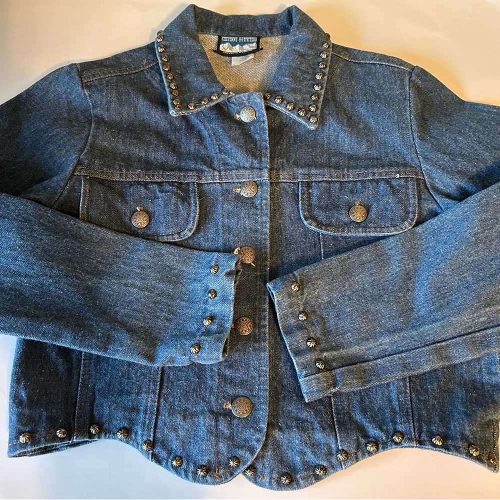 Vintage Cheyenne Outfitters Wyoming Cropped  Western Stud Studded Denim Jacket